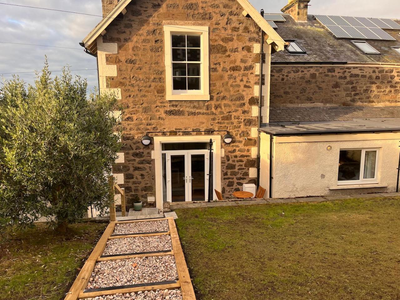 The Garden Rooms Newport-On-Tay Exterior photo